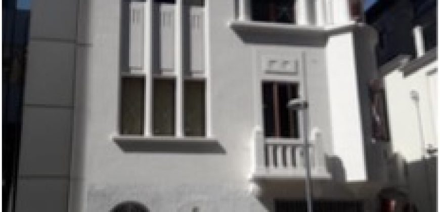 Casa estilo Ecléctico habilitada para oficina