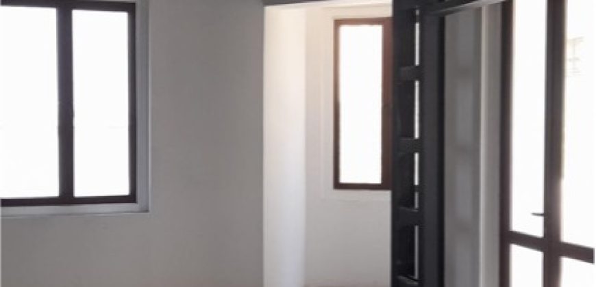 Casa estilo Ecléctico habilitada para oficina
