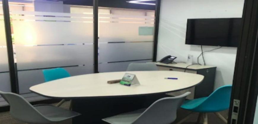 Venta oficina remodelada amoblada en Providencia
