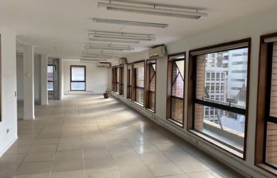 Venta de Oficina Isidora Goyenechea