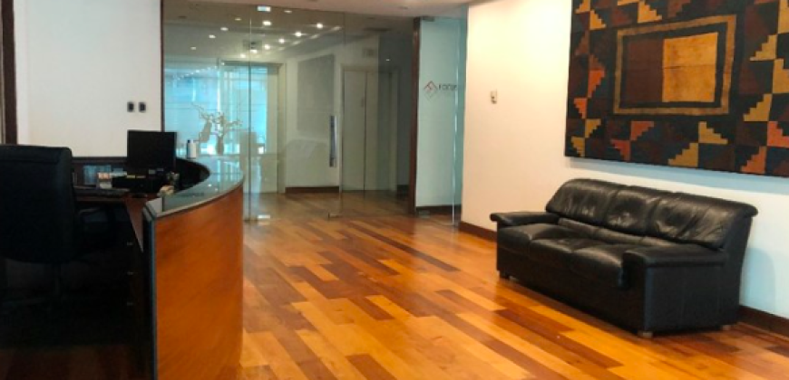 excelente oficina en isidora goyenechea
