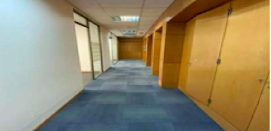 Piso 2 en Edificio en Apoquindo
