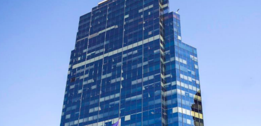 Amplias oficinas en Edificio en Andrés Bello