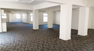 EDIFICIO CON UBICACIÓN ESTRATEGICA