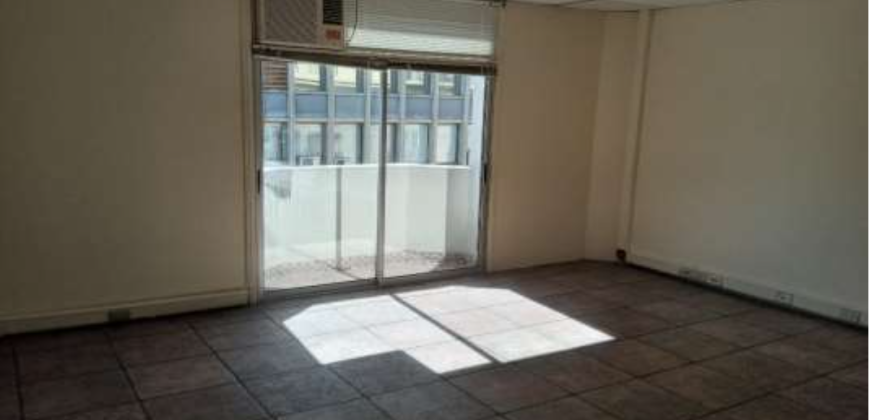 EDIFICIO CON UBICACIÓN ESTRATEGICA