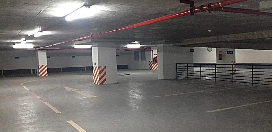 LOCAL COMERCIAL EN EDIFICIO SECTOR PARQUE BICENTENARIO