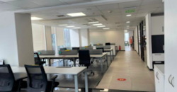 Piso completo con 4 oficinas el Los Militares