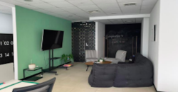 Piso completo con 4 oficinas el Los Militares