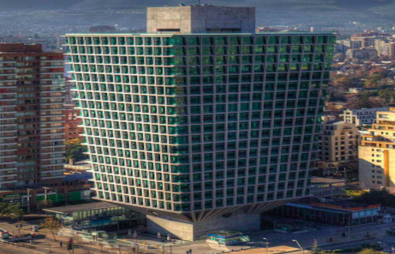 Planta habilitada en Apoquindo, excelente ubicación